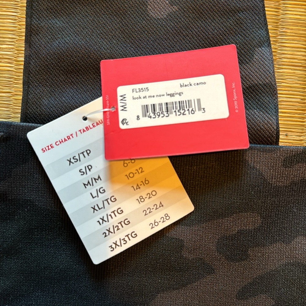 NWT SPANX LEGGINGS - Picture 3 of 5